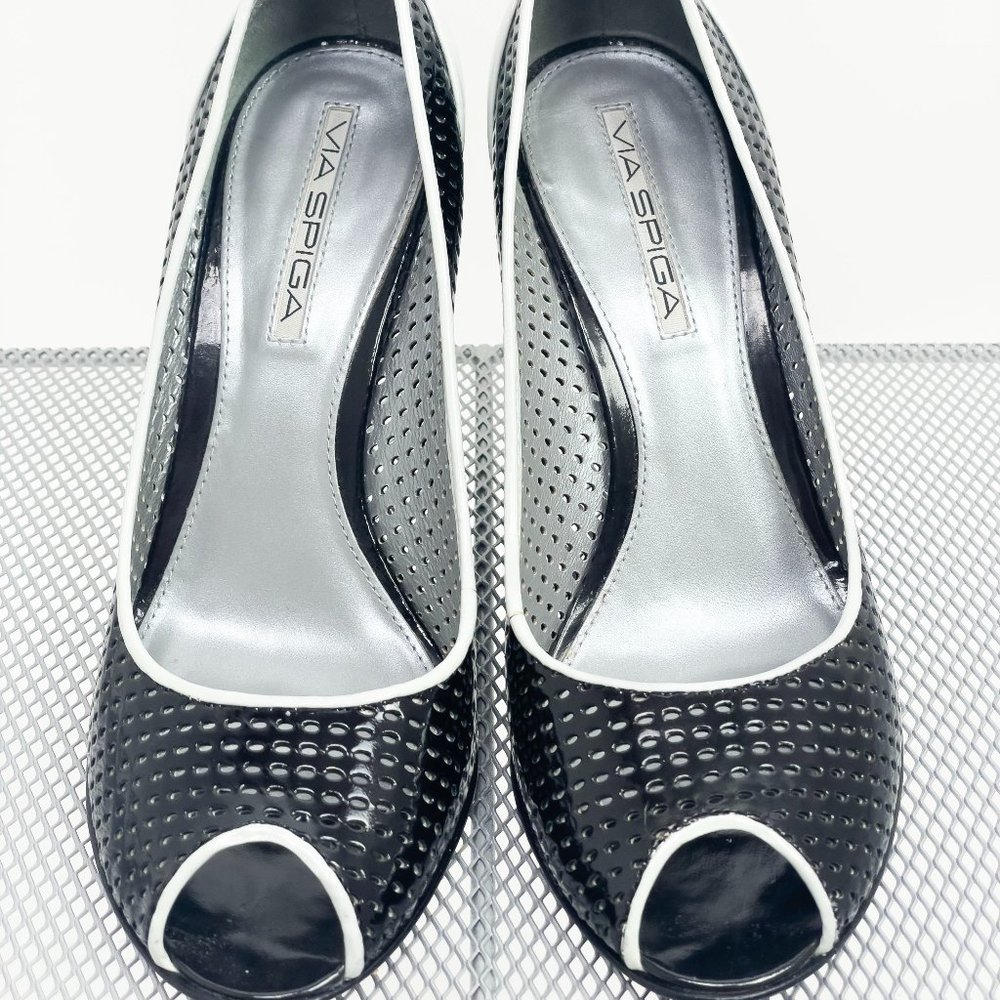 Via Spiga Black White Perforated Leather Open Toe Wedge Size 7
